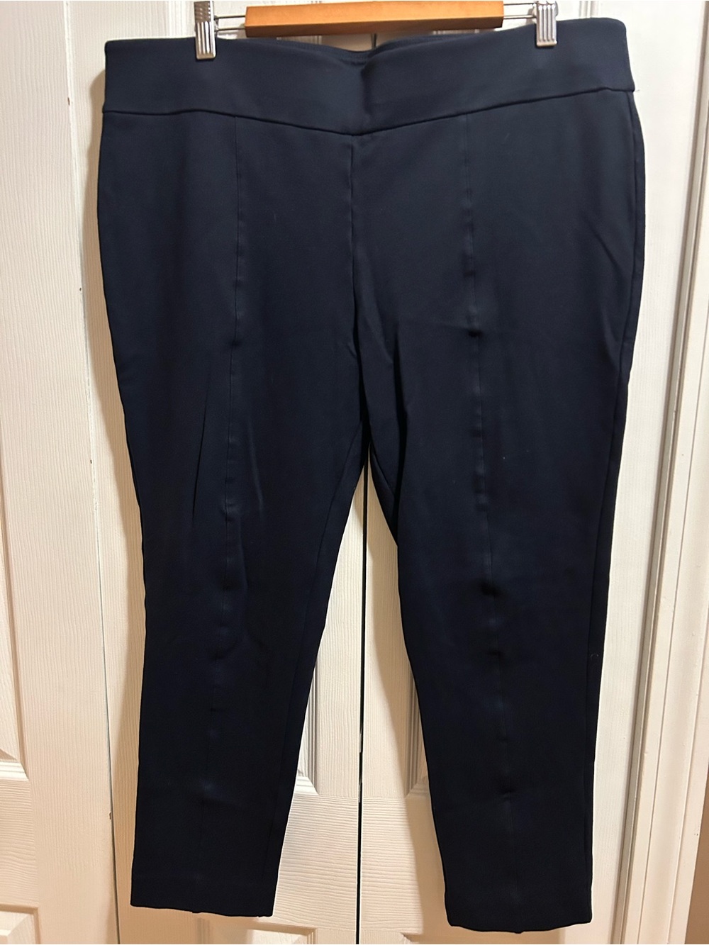 Anne Klein Women's Black Stretch Ponte Ankle Pants